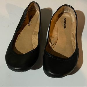Sonoma black flats size 7